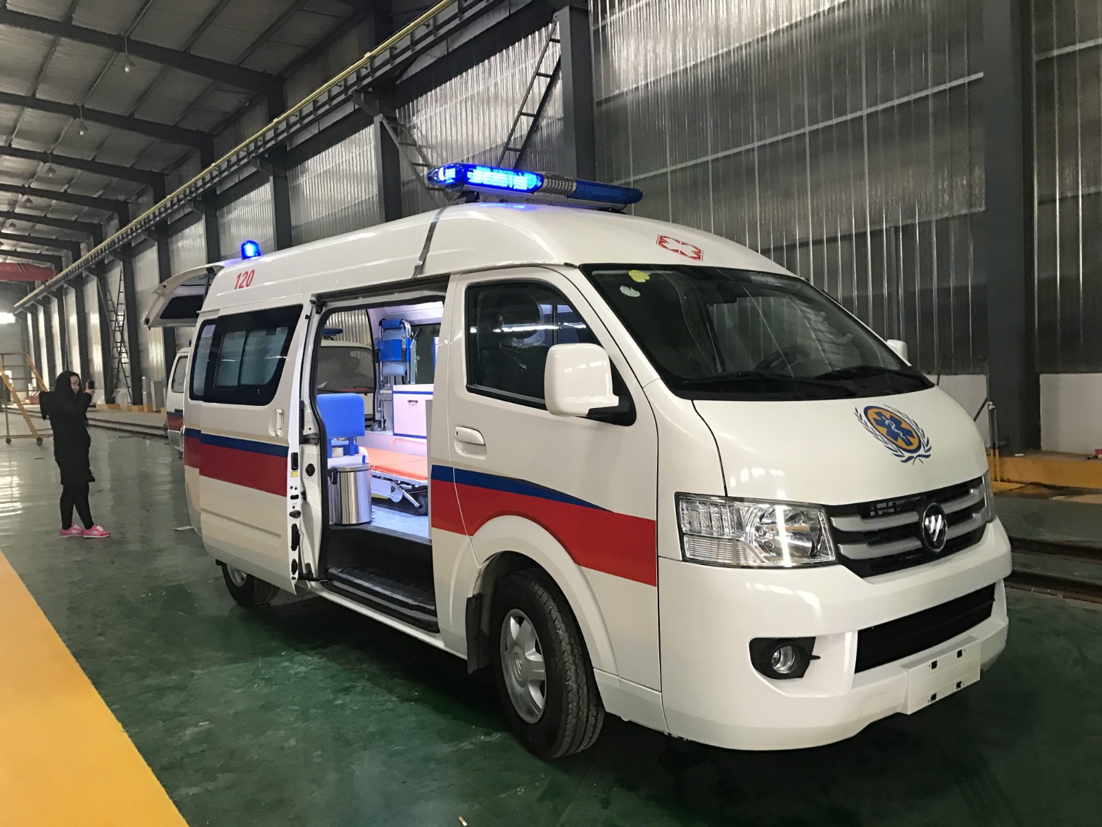 隆林救护车转院